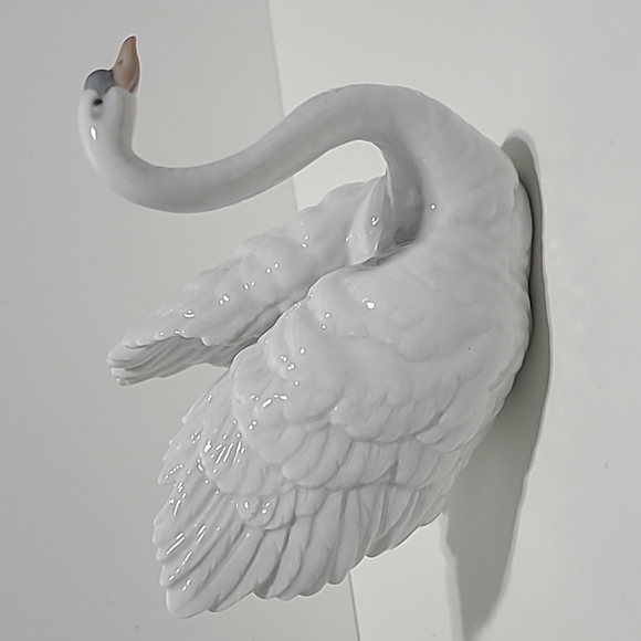 LLADRO Vintage Porcelain White Swan Handmade in Spain - Picture 2 of 8